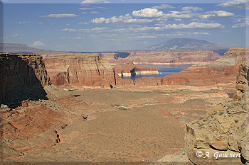 Erster Blick auf den Lake Powell